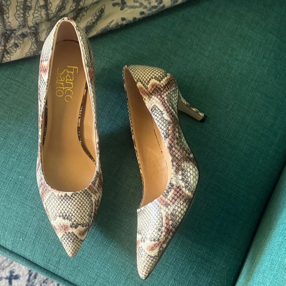 Franco Sarto Tudor Silver Snakeskin Heels - Picture 2 of 3